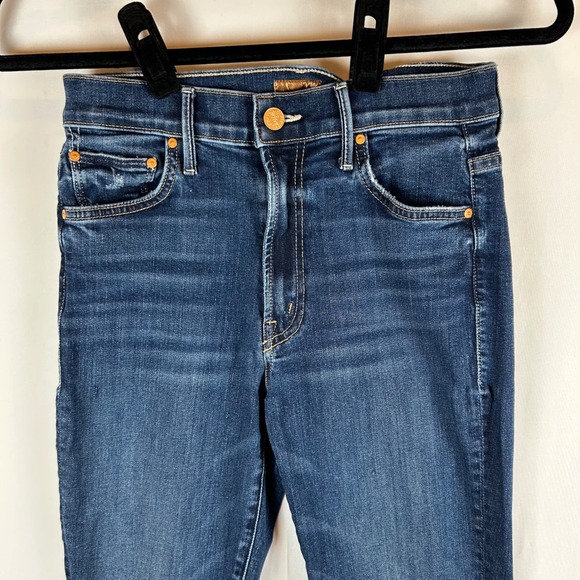 MOTHER The Insider Crop Step Fray Jeans Teaming Up Wash Women's Size 27 - Picture 8 of 13